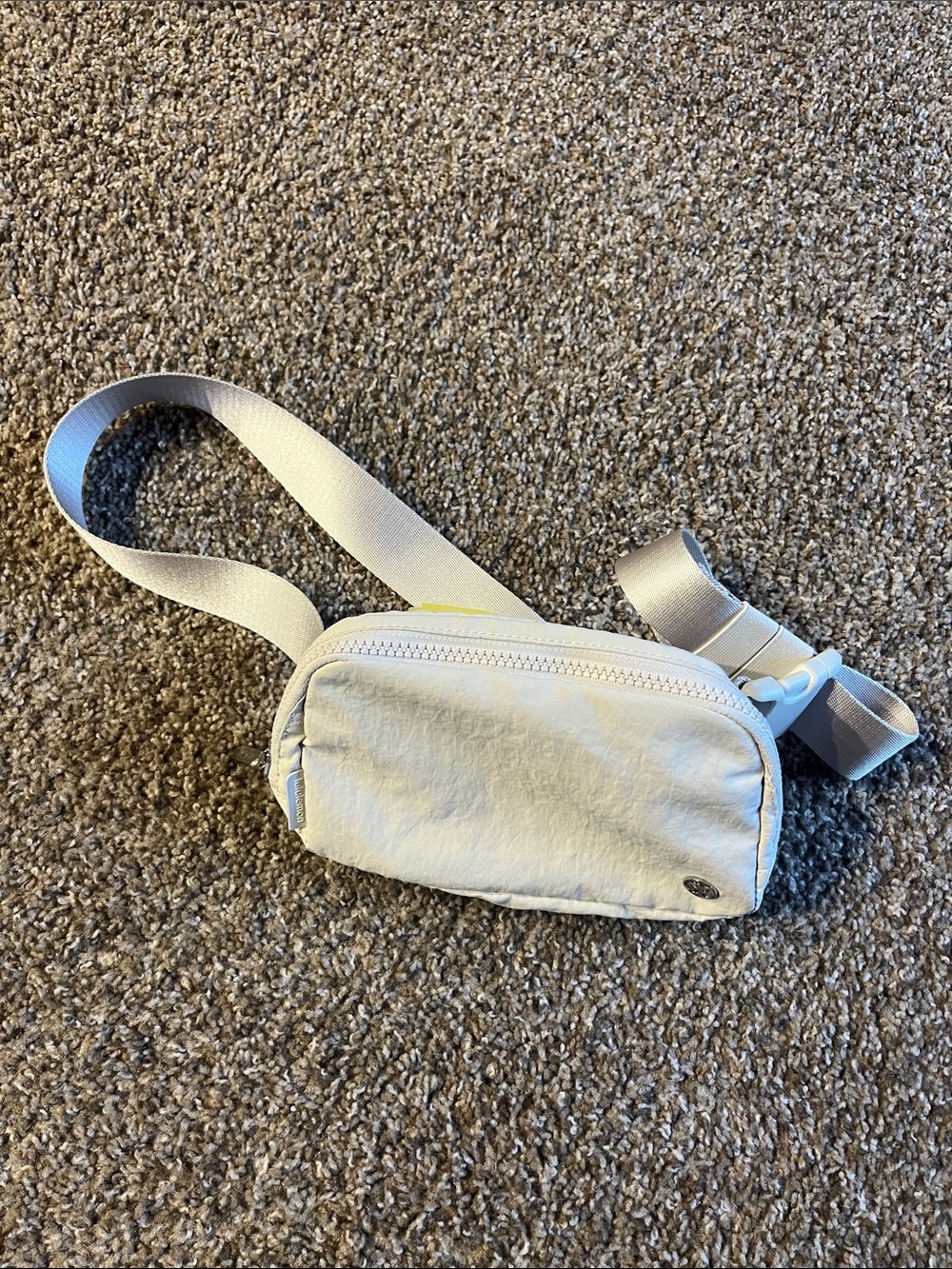 Lululemon White Crossbody Waist Bag NWOT